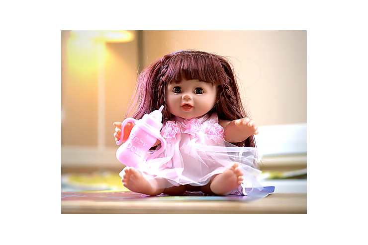 Кукла с длинными волосами в платье с цветочками, с бутылочкой, 30 см (видео)