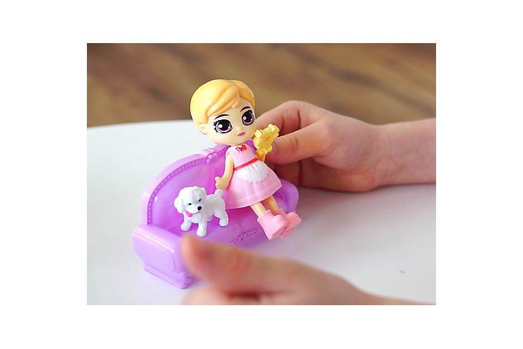 Куколка-сюрприз с аксессуаром и домашним питомцем, 9 см (видео)