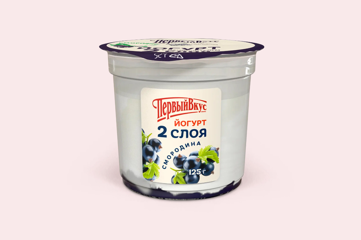Йогурт двухслойный 6% «Первый вкус» черная смородина, 125 г