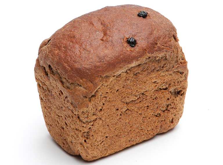 Хлеб ржано-пшеничный с солодом Чайный с изюмом, 400 г