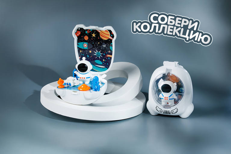 Шаттл с космонавтом