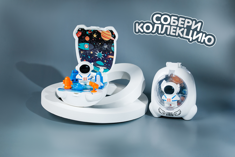 Шаттл с космонавтом