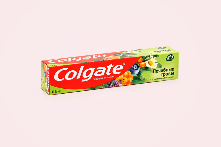 Зубная паста «Colgate» Отбеливающая Лечебные травы, 75 мл