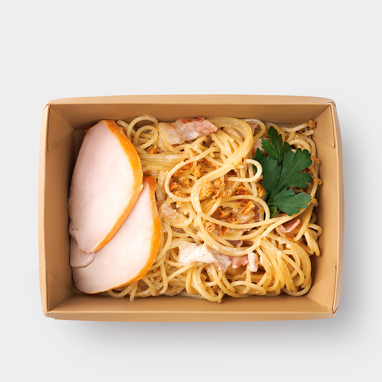 Спагетти с курицей и беконом, 220 г Спагетти с курицей и беконом, 220 г